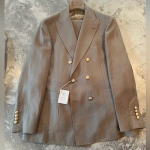 Brunello Cucinelli men’s suit